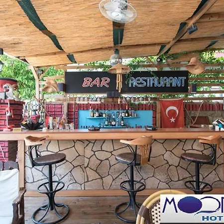 Otel Moonlight 3*
