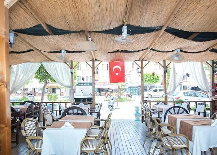 מלון Moonlight 3*