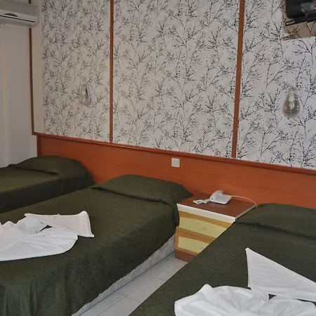Moonlight Hotel 3*