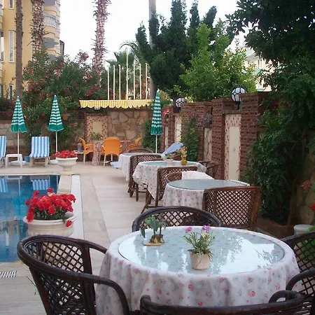 Moonlight Hotel 3*
